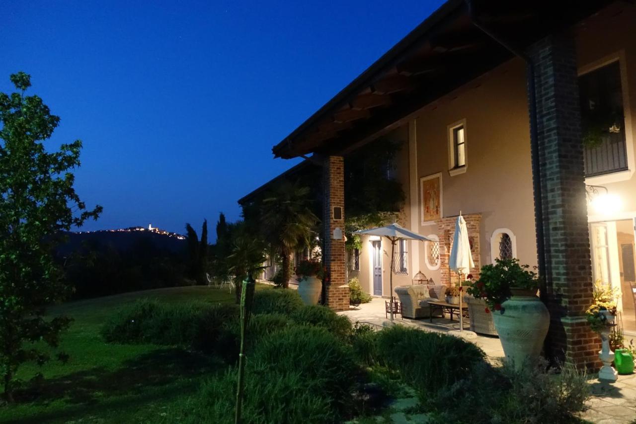 Cascina Arcangelo Raffaele Verduno エクステリア 写真